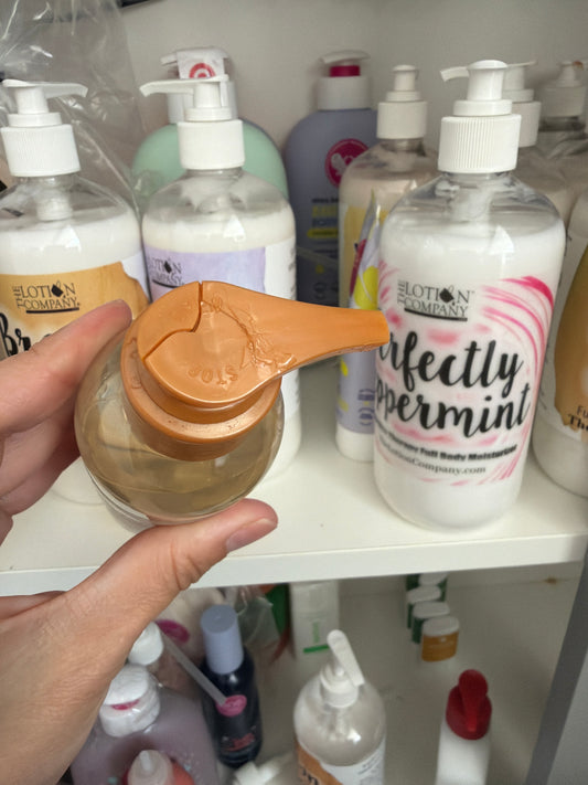 Tree Hut Vanilla Shave Oil In Stock Now *snapped/broken lid*